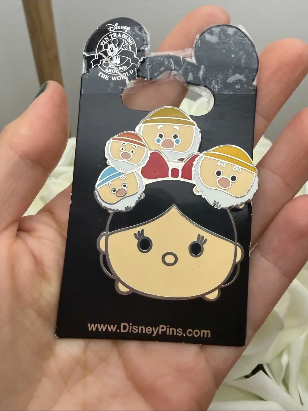 Disney Snow White Tsum Tsum Enamel Pin - Yellow, Red, Blue, Tan